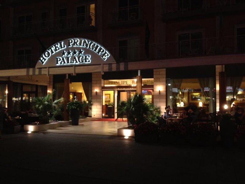 Hotel Principe Palace リド・ディ・イエゾロ エクステリア 写真